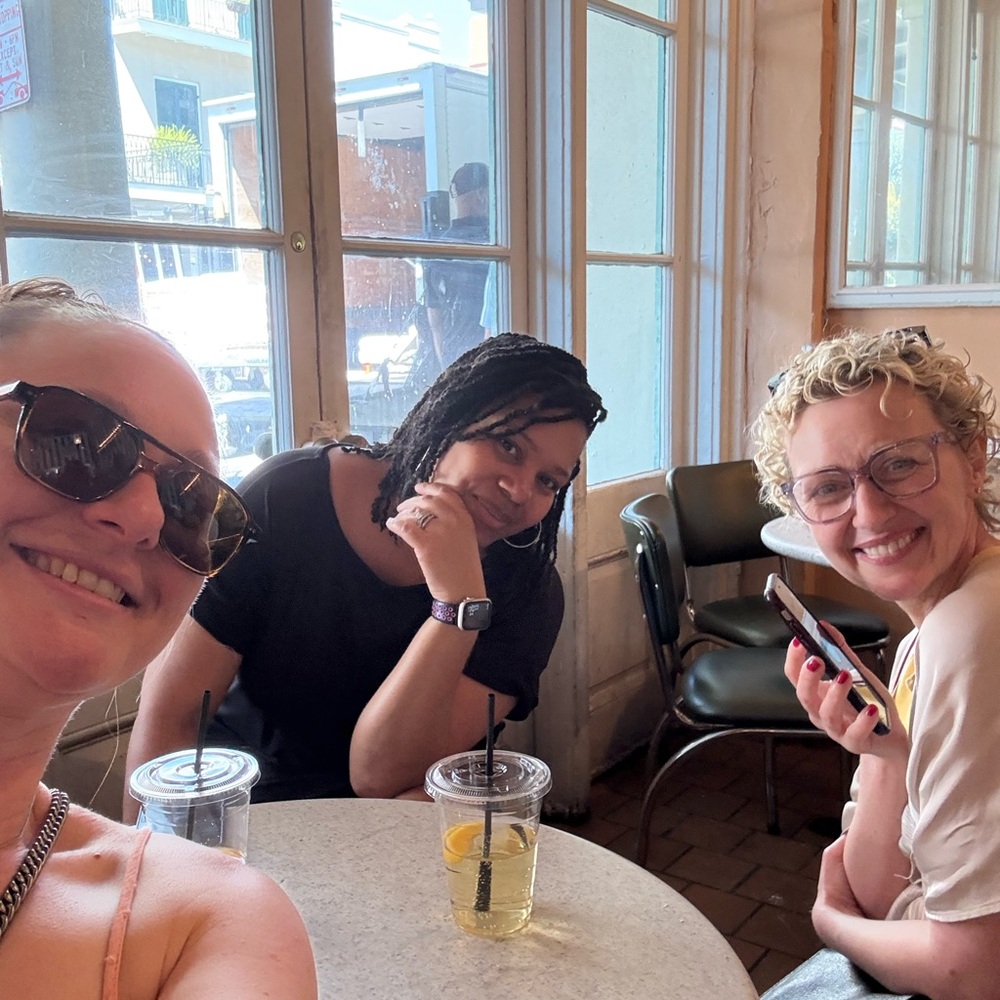 Linen & Lux - Picture 5 of 6